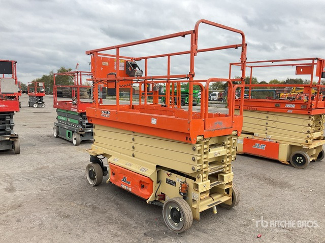 2016 JLG 3246ES 2016 JLG 3246 ES Scissor Lift Scissor Lift - Nacelle ciseaux: photos 4 2016 JLG 3246ES 2016 JLG 3246 ES Scissor Lift Scissor Lift - Nacelle ciseaux: photos 4