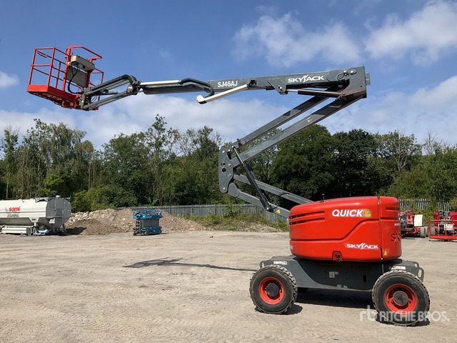 2016 Skyjack SJ46AJ 4WD Diesel Articulating Boom Lift - Nacelle articulée: photos 3 2016 Skyjack SJ46AJ 4WD Diesel Articulating Boom Lift - Nacelle articulée: photos 3