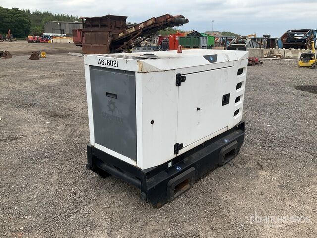 Sdmo R22 Generator Set - Groupe électrogène: photos 2 Sdmo R22 Generator Set - Groupe électrogène: photos 2