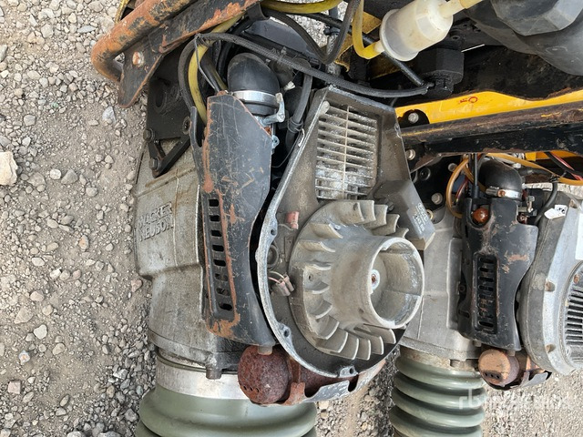 Wacker Neuson BS50-2 Jumping Jack Tamper - Pilonneuse: photos 5 Wacker Neuson BS50-2 Jumping Jack Tamper - Pilonneuse: photos 5