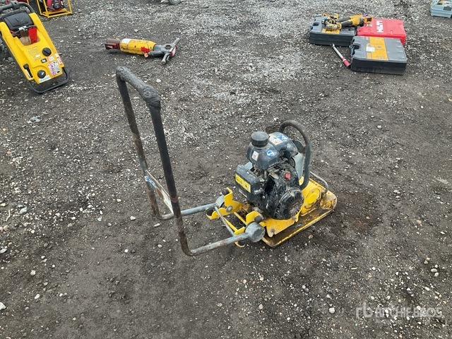 Wacker Neuson VP1030 Vibratory Plate Compactor - Plaque vibrante: photos 3 Wacker Neuson VP1030 Vibratory Plate Compactor - Plaque vibrante: photos 3
