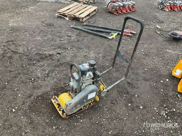 Wacker Neuson VP1030 Vibratory Plate Compactor - Plaque vibrante: photos 2 Wacker Neuson VP1030 Vibratory Plate Compactor - Plaque vibrante: photos 2