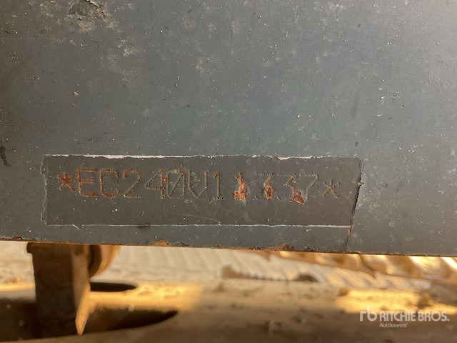 2004 Volvo EC240B LC - Pelle sur chenille: photos 3 2004 Volvo EC240B LC - Pelle sur chenille: photos 3