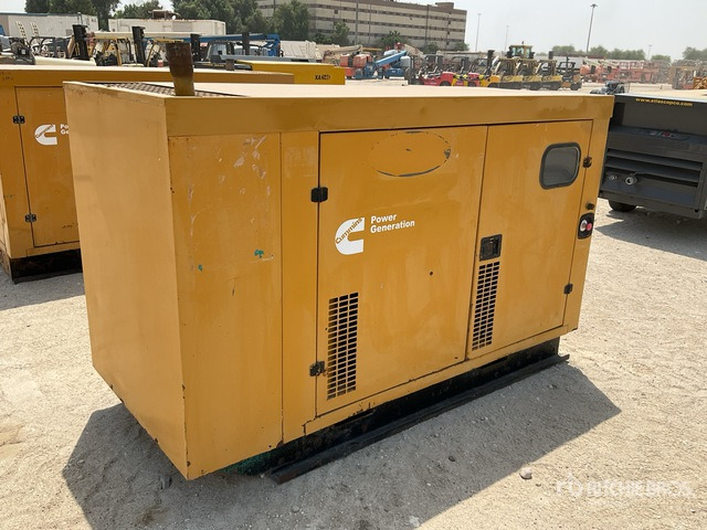 2005 Cummins 100 kVA Skid-Mounted Generator Set - Groupe électrogène: photos 3 2005 Cummins 100 kVA Skid-Mounted Generator Set - Groupe électrogène: photos 3