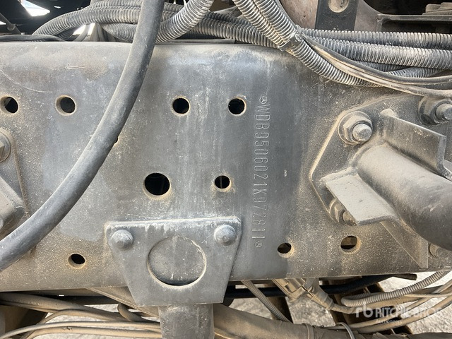 2005 Mercedes-Benz 2528 6x2 Rear Loader Waste Collection Truck - Benne à ordures ménagères: photos 3 2005 Mercedes-Benz 2528 6x2 Rear Loader Waste Collection Truck - Benne à ordures ménagères: photos 3