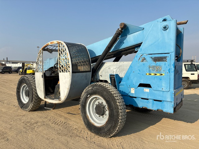 2006 Genie GTH-844 Telehandler - Chariot télescopique: photos 2 2006 Genie GTH-844 Telehandler - Chariot télescopique: photos 2