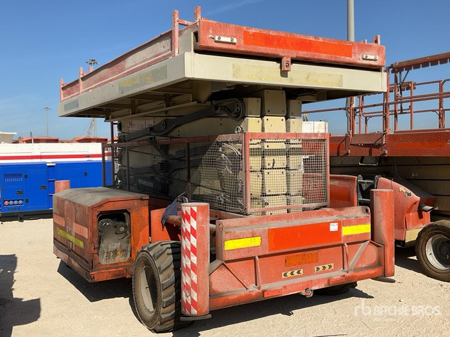 2014 Holland Lift Combistar B-195DL25 4x4 (Inoperable) Scissor Lift - Nacelle ciseaux: photos 3 2014 Holland Lift Combistar B-195DL25 4x4 (Inoperable) Scissor Lift - Nacelle ciseaux: photos 3