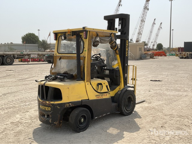 2014 Hyster H3.0FT 3 ton Forklift - Chariot élévateur: photos 4 2014 Hyster H3.0FT 3 ton Forklift - Chariot élévateur: photos 4