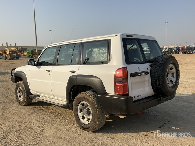 2018 Nissan Patrol GL 4x4 SUV - SUV: photos 4 2018 Nissan Patrol GL 4x4 SUV - SUV: photos 4