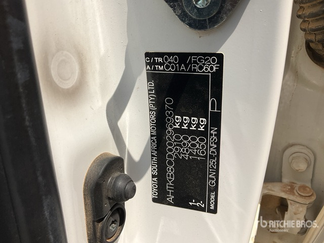 2018 Toyota Hilux 4x4 Crew Cab Pickup - Pick-up: photos 1 2018 Toyota Hilux 4x4 Crew Cab Pickup - Pick-up: photos 1