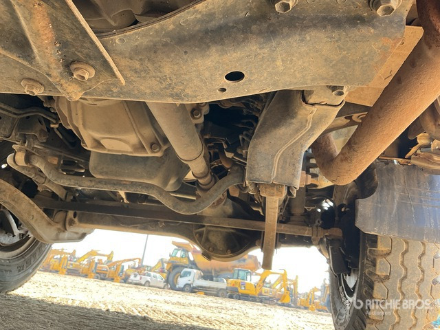 2018 Toyota Land Cruiser 78R 4x4 SUV - SUV: photos 5 2018 Toyota Land Cruiser 78R 4x4 SUV - SUV: photos 5