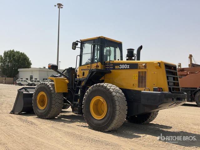 2019 Komatsu WA380Z-6 - Chargeuse sur pneus: photos 3 2019 Komatsu WA380Z-6 - Chargeuse sur pneus: photos 3