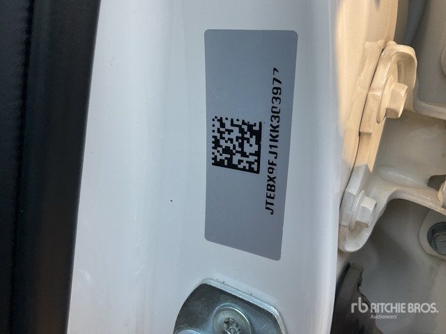 SUV 2019 Toyota Prado TX 150L 4x4 SUV: photos 6