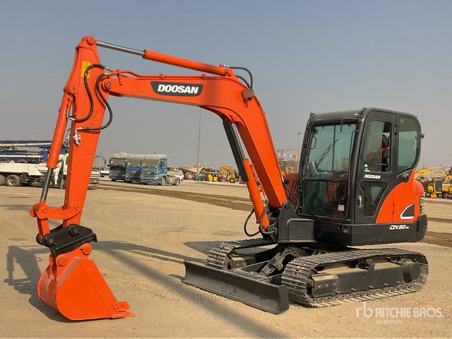 2022 Doosan DX60 Tracked Excavator - Pelle sur chenille: photos 1 2022 Doosan DX60 Tracked Excavator - Pelle sur chenille: photos 1