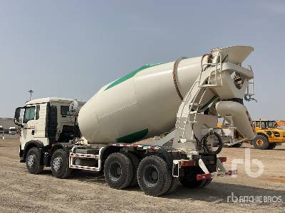 CNHTC HOWO TX340 8x4 Twin-Steer - Camion malaxeur: photos 2 CNHTC HOWO TX340 8x4 Twin-Steer - Camion malaxeur: photos 2