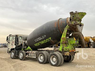 CNHTC SINO HOWO 8x4 Twin-Steer - Camion malaxeur: photos 2 CNHTC SINO HOWO 8x4 Twin-Steer - Camion malaxeur: photos 2