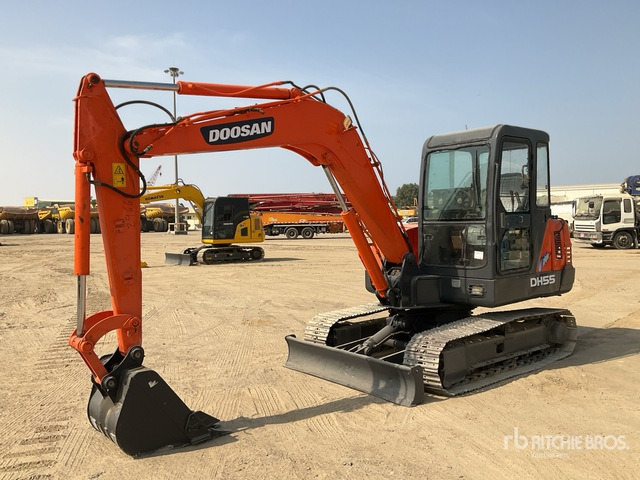 Doosan DH55-V Tracked Excavator - Pelle sur chenille: photos 2 Doosan DH55-V Tracked Excavator - Pelle sur chenille: photos 2
