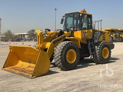 KOMATSU WA380Z-6 - Chargeuse sur pneus: photos 1 KOMATSU WA380Z-6 - Chargeuse sur pneus: photos 1
