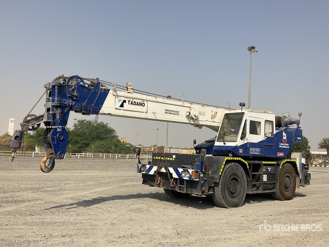 Tadano TR300EX - Grue automotrice lente: photos 2 Tadano TR300EX - Grue automotrice lente: photos 2