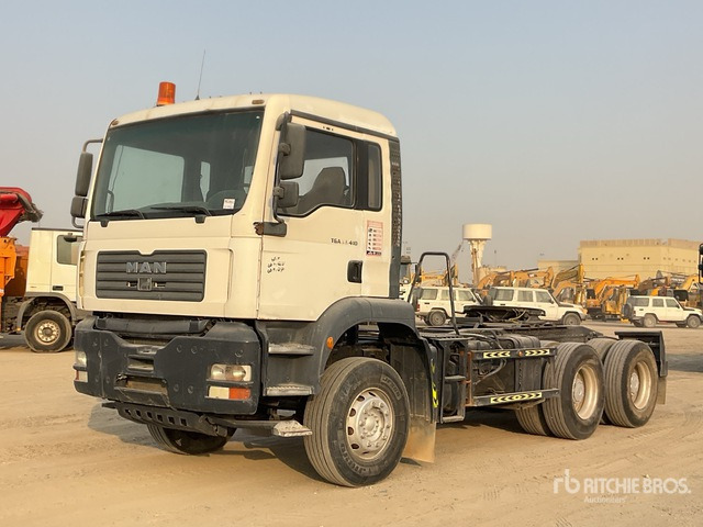 2006 MAN TGA33.410 6x4 T/A Day Cab Truck Tractor - Tracteur routier: photos 1 2006 MAN TGA33.410 6x4 T/A Day Cab Truck Tractor - Tracteur routier: photos 1