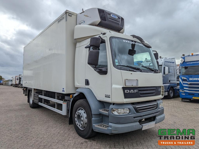 DAF FA LF55.300 4x2 Sleepcab 18T Euro5 Koel-VriesBak 6.45m + Carrier Supra 750 - Laadklep 1500KG (V781) - Camion isothermique: photos 3 DAF FA LF55.300 4x2 Sleepcab 18T Euro5 Koel-VriesBak 6.45m + Carrier Supra 750 - Laadklep 1500KG (V781) - Camion isothermique: photos 3