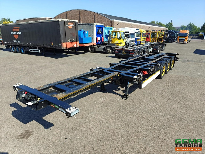 Kögel PORT 40 SIMPLEX 20 3-Assen SAF - Schijfremmen - 20/30/40FT Aansluiting - Achterschuiver - Semi-remorque porte-conteneur/ Caisse mobile: photos 2 Kögel PORT 40 SIMPLEX 20 3-Assen SAF - Schijfremmen - 20/30/40FT Aansluiting - Achterschuiver - Semi-remorque porte-conteneur/ Caisse mobile: photos 2