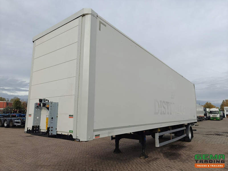 System Tailer GSTFS 10 1-As SAF - CITY - StuurAs - Gesloten opbouw 11.10m + Laadklep 2500KG - Accubak - Semi-remorque fourgon: photos 1 System Tailer GSTFS 10 1-As SAF - CITY - StuurAs - Gesloten opbouw 11.10m + Laadklep 2500KG - Accubak - Semi-remorque fourgon: photos 1