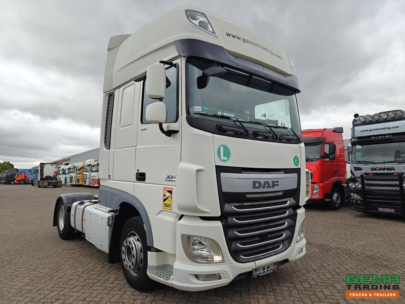 DAF FT XF460 4x2 SuperSpaceCab Euro6 - Handgeschakeld - Dubbele Tanks - 800.000km - Tracteur routier: photos 2 DAF FT XF460 4x2 SuperSpaceCab Euro6 - Handgeschakeld - Dubbele Tanks - 800.000km - Tracteur routier: photos 2