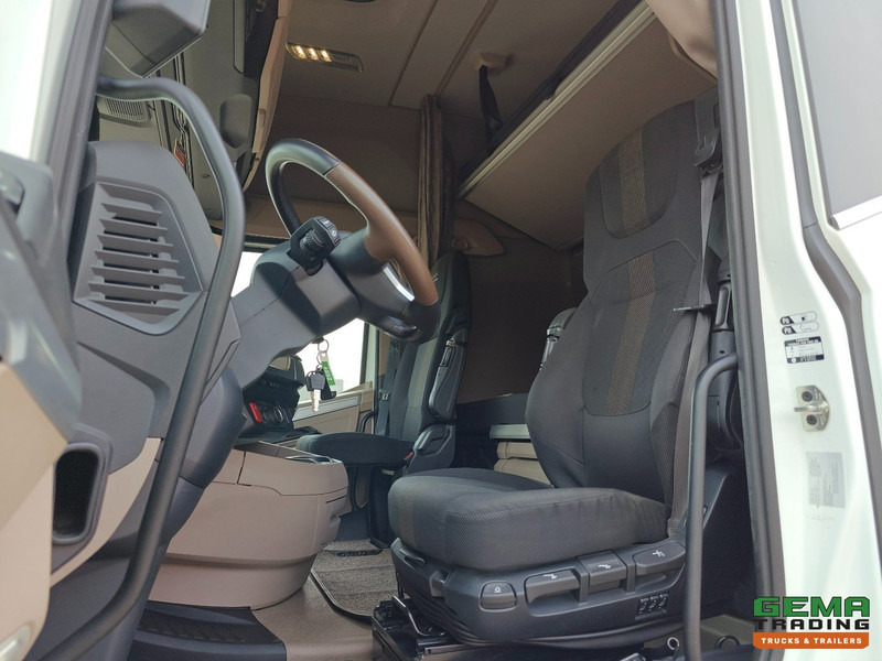 DAF XG+ 4x2 Euro6E - MEGA/Lowdeck - Retarder - Dubbele tanks - MirrorCam - 306.000KM! - Tracteur routier: photos 5 DAF XG+ 4x2 Euro6E - MEGA/Lowdeck - Retarder - Dubbele tanks - MirrorCam - 306.000KM! - Tracteur routier: photos 5