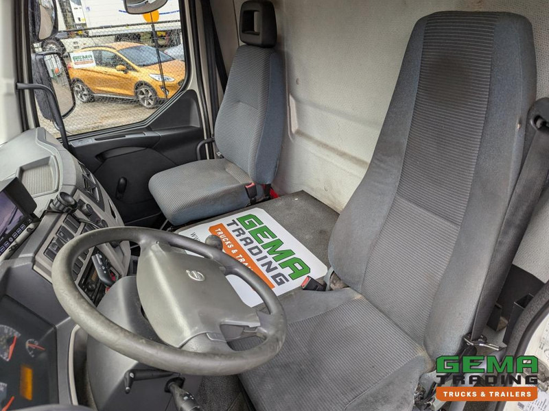 Crédit-bail de Volvo FL290 4x2 Dagcab Euro5 18T - Handgeschakeld - Koel-VriesBak 8.40M - Frigo Block - Laadklep 1500KG Volvo FL290 4x2 Dagcab Euro5 18T - Handgeschakeld - Koel-VriesBak 8.40M - Frigo Block - Laadklep 1500KG: photos 13 Crédit-bail de Volvo FL290 4x2 Dagcab Euro5 18T - Handgeschakeld - Koel-VriesBak 8.40M - Frigo Block - Laadklep 1500KG Volvo FL290 4x2 Dagcab Euro5 18T - Handgeschakeld - Koel-VriesBak 8.40M - Frigo Block - Laadklep 1500KG: photos 13