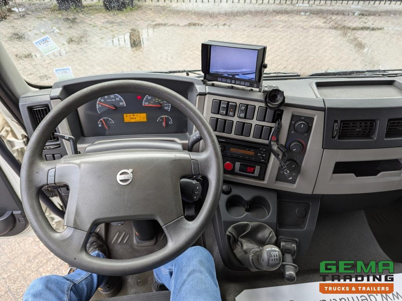 Crédit-bail de Volvo FL290 4x2 Dagcab Euro5 18T - Handgeschakeld - Koel-VriesBak 8.40M - Frigo Block - Laadklep 1500KG Volvo FL290 4x2 Dagcab Euro5 18T - Handgeschakeld - Koel-VriesBak 8.40M - Frigo Block - Laadklep 1500KG: photos 14 Crédit-bail de Volvo FL290 4x2 Dagcab Euro5 18T - Handgeschakeld - Koel-VriesBak 8.40M - Frigo Block - Laadklep 1500KG Volvo FL290 4x2 Dagcab Euro5 18T - Handgeschakeld - Koel-VriesBak 8.40M - Frigo Block - Laadklep 1500KG: photos 14