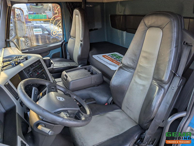 Volvo FM 460 6x2/4 Globetrotter Euro6 - JOAB PortaalSysteem 18T - Uitschuifbaar - Afstandbediening - VangmuilKoppeling - Camion multibenne: photos 5 Volvo FM 460 6x2/4 Globetrotter Euro6 - JOAB PortaalSysteem 18T - Uitschuifbaar - Afstandbediening - VangmuilKoppeling - Camion multibenne: photos 5