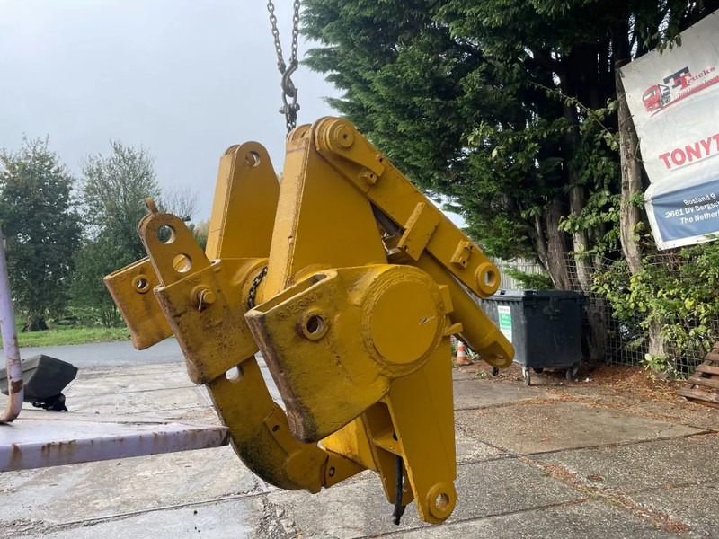 Caterpillar Ripper compatible with D7R and D7H Ripper compatible with D7R and D7H - Ripper pour Engins de chantier: photos 3 Caterpillar Ripper compatible with D7R and D7H Ripper compatible with D7R and D7H - Ripper pour Engins de chantier: photos 3