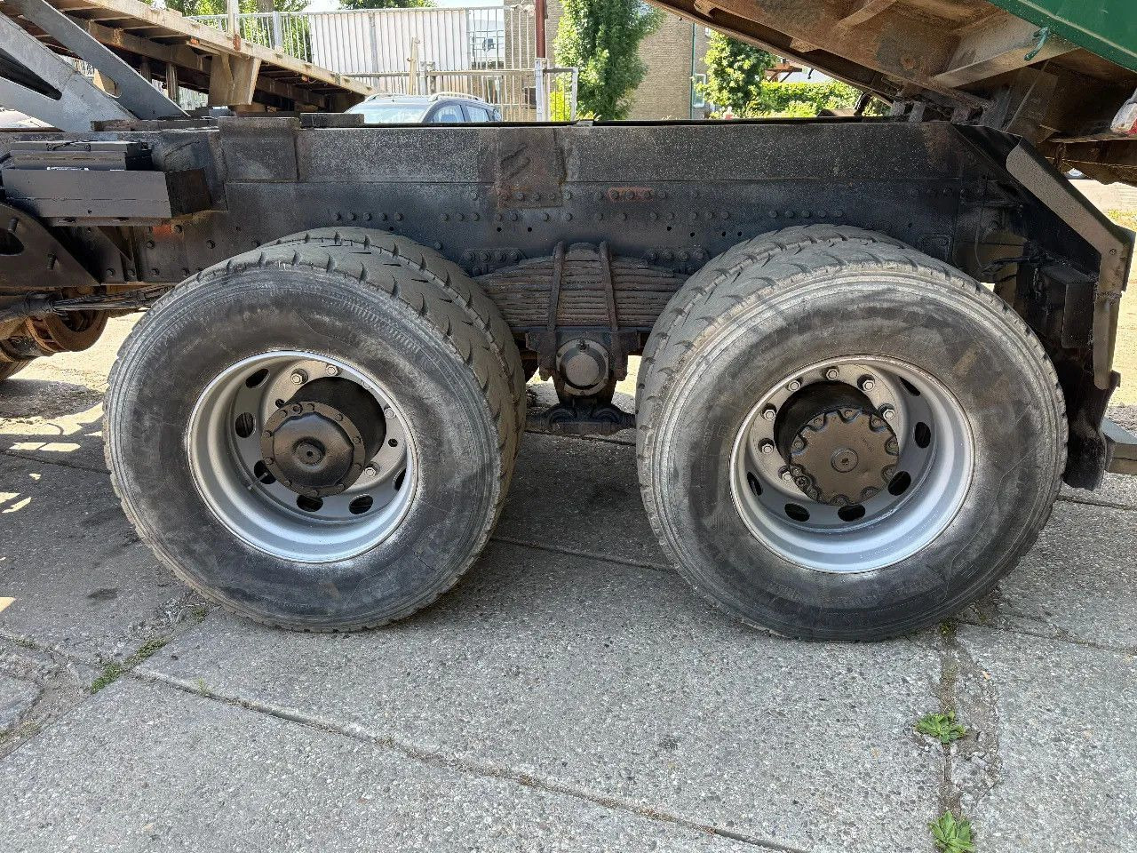 MAN 35.372 8X4 Tipper Spring/Spring ZF Manual Gear E - Camion benne: photos 5 MAN 35.372 8X4 Tipper Spring/Spring ZF Manual Gear E - Camion benne: photos 5