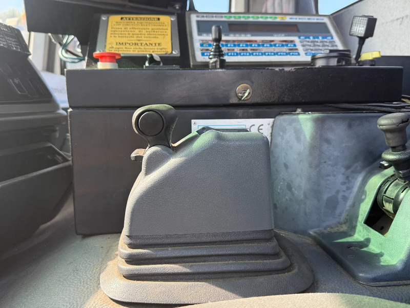 Châssis cabine Mercedes-Benz ACTROS 2540 V6 6X2 Chassis Spring/Air EPS 3 Pedal: photos 12 Châssis cabine Mercedes-Benz ACTROS 2540 V6 6X2 Chassis Spring/Air EPS 3 Pedal: photos 12