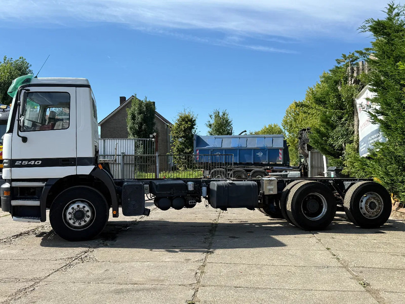 Mercedes-Benz ACTROS 2540 V6 6X2 Chassis Spring/Air EPS 3 Pedal - Châssis cabine: photos 3 Mercedes-Benz ACTROS 2540 V6 6X2 Chassis Spring/Air EPS 3 Pedal - Châssis cabine: photos 3