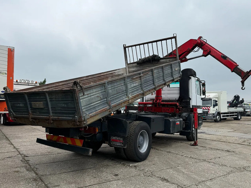Mercedes-Benz Actros 1831 V6 4X2 Tipper + crane EPS Manual Gearbox 3 peddal - Camion benne, Camion grue: photos 4 Mercedes-Benz Actros 1831 V6 4X2 Tipper + crane EPS Manual Gearbox 3 peddal - Camion benne, Camion grue: photos 4
