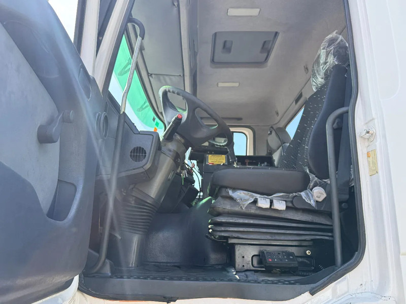 Châssis cabine Mercedes-Benz Actros 2540 V6 6X2 Chassis Spring/Air Manual gearbox: photos 13 Châssis cabine Mercedes-Benz Actros 2540 V6 6X2 Chassis Spring/Air Manual gearbox: photos 13