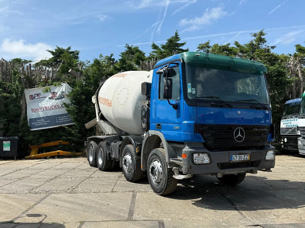 Mercedes-Benz Actros 3236 MP2 V6 8X4 9M3 Beton Mixer Spring/Sp - Camion malaxeur: photos 1 Mercedes-Benz Actros 3236 MP2 V6 8X4 9M3 Beton Mixer Spring/Sp - Camion malaxeur: photos 1