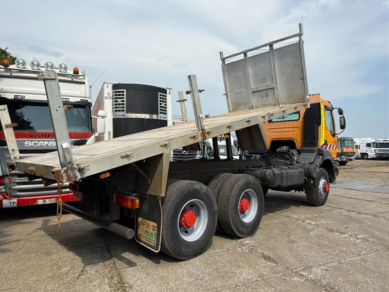 Renault Kerax 400 6X6 Tipper Spring/spring ZF Man Gear EURO 2 - Camion benne: photos 4 Renault Kerax 400 6X6 Tipper Spring/spring ZF Man Gear EURO 2 - Camion benne: photos 4