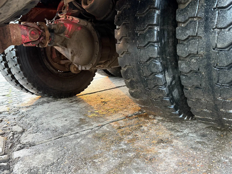 SK 2635 V8 6X6 Chassis Spring/spring ZF Man Gear OM442 - Châssis cabine, Camion grue: photos 3 SK 2635 V8 6X6 Chassis Spring/spring ZF Man Gear OM442 - Châssis cabine, Camion grue: photos 3