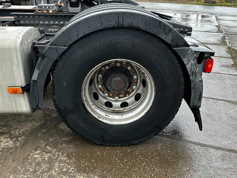 Renault T460 4X2 Tractor-unit Spring/Air Retarder D11 Engine - Tracteur routier: photos 5 Renault T460 4X2 Tractor-unit Spring/Air Retarder D11 Engine - Tracteur routier: photos 5