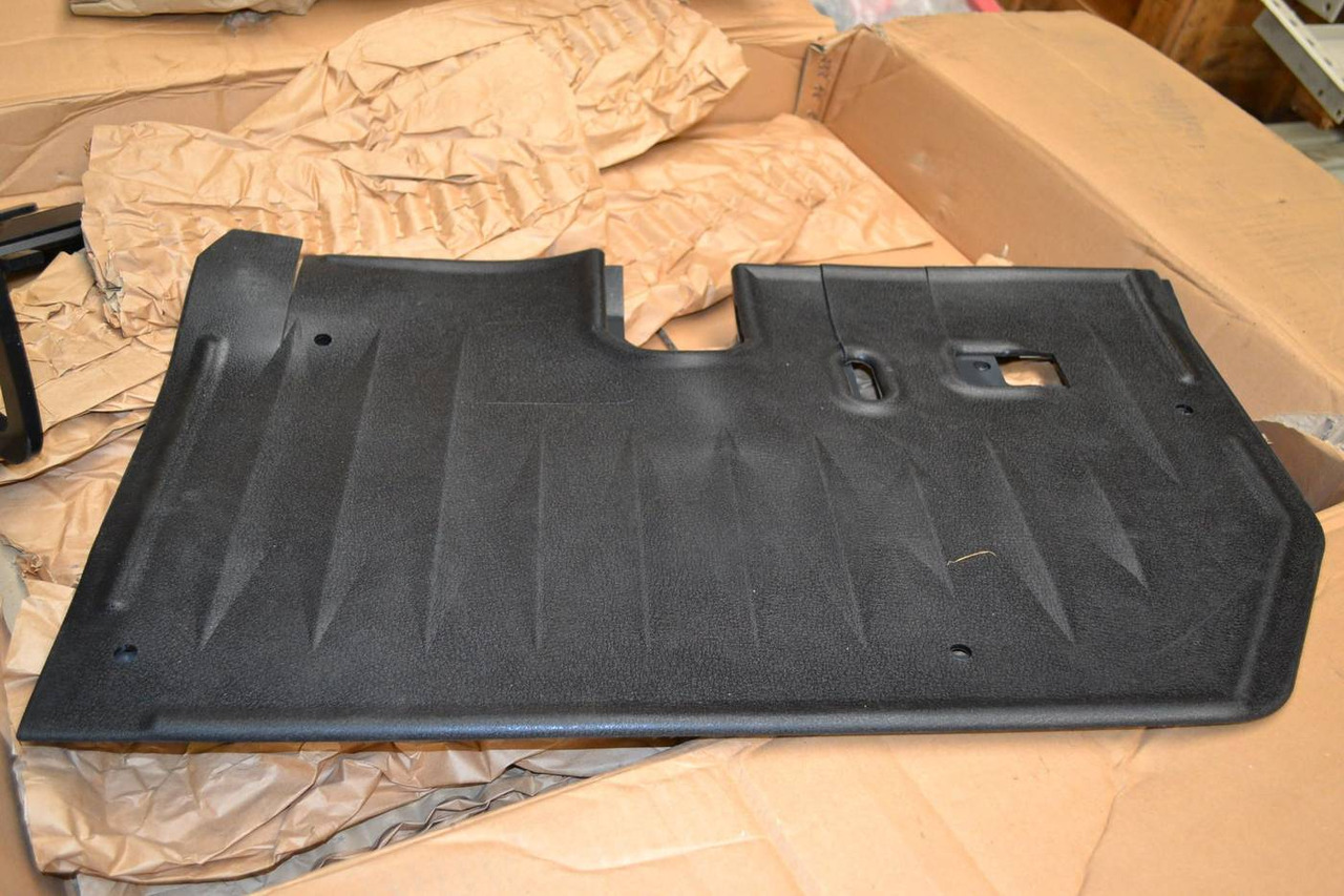Bottom plate assy for Linde - Cabine et intérieur pour Matériel de manutention: photos 1 Bottom plate assy for Linde - Cabine et intérieur pour Matériel de manutention: photos 1
