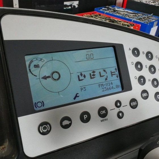 Dashboard for Still - Panel de instrumentos pour Matériel de manutention: photos 1 Dashboard for Still - Panel de instrumentos pour Matériel de manutention: photos 1