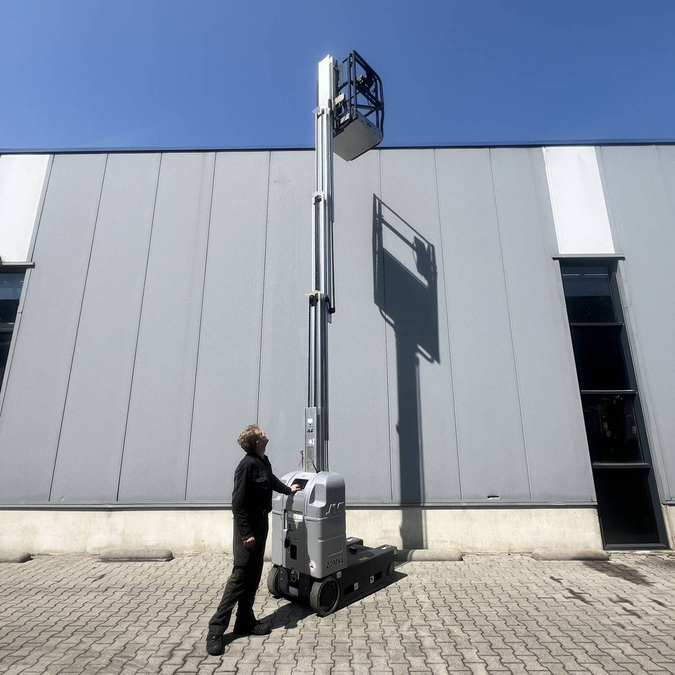 JLG 20MVL - Nacelle à mât vertical: photos 4 JLG 20MVL - Nacelle à mât vertical: photos 4