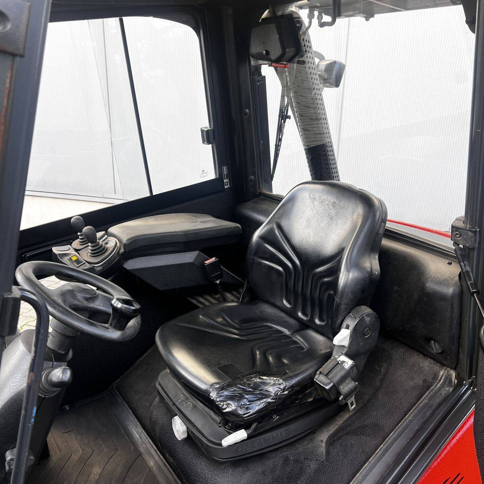 Linde H25D (392) - Chariot élévateur diesel: photos 4 Linde H25D (392) - Chariot élévateur diesel: photos 4