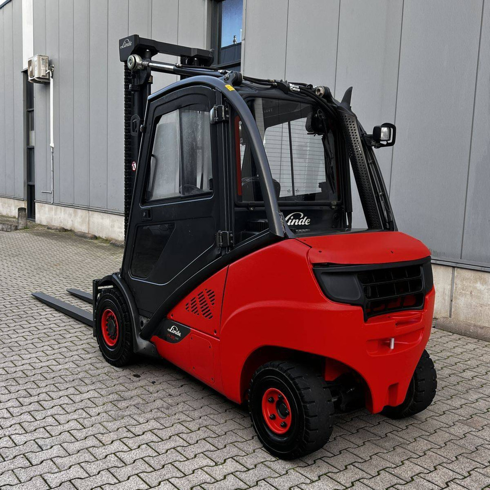 Linde H35D (393-02) EVO - Chariot élévateur diesel: photos 4 Linde H35D (393-02) EVO - Chariot élévateur diesel: photos 4