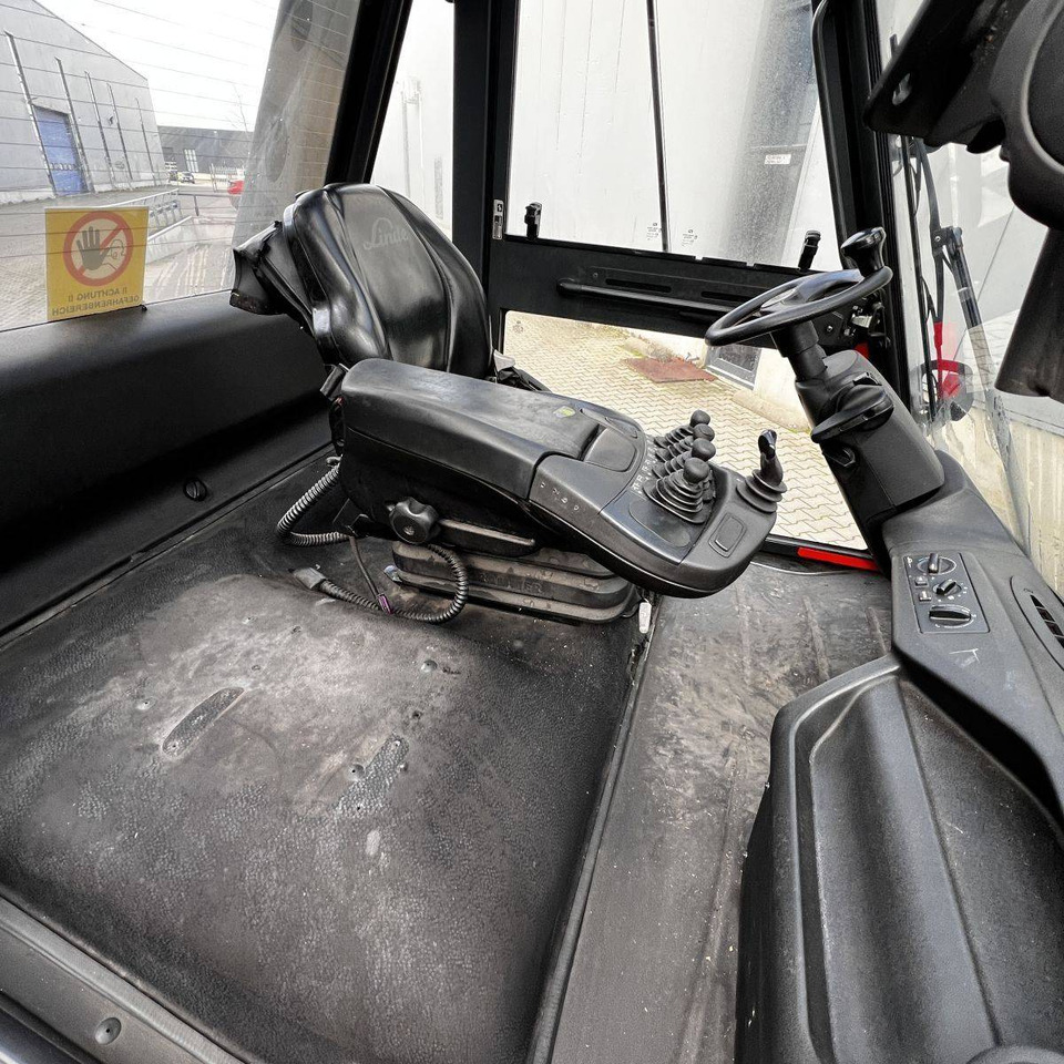 Linde H80D-03 (396) EVO - Chariot élévateur diesel: photos 4 Linde H80D-03 (396) EVO - Chariot élévateur diesel: photos 4