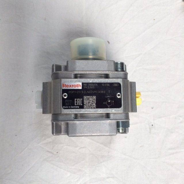 Oil pump for Linde /334/ - Pompe de support pour Matériel de manutention: photos 1 Oil pump for Linde /334/ - Pompe de support pour Matériel de manutention: photos 1