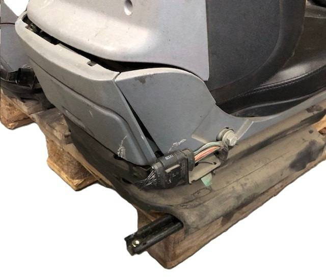 Seat for Linde 1120 series - Siège pour Matériel de manutention: photos 5 Seat for Linde 1120 series - Siège pour Matériel de manutention: photos 5